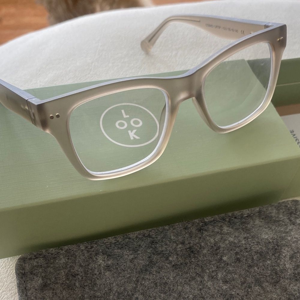 New LOOK Optic, Clear Square Cosmo progressive reading Glasses +3